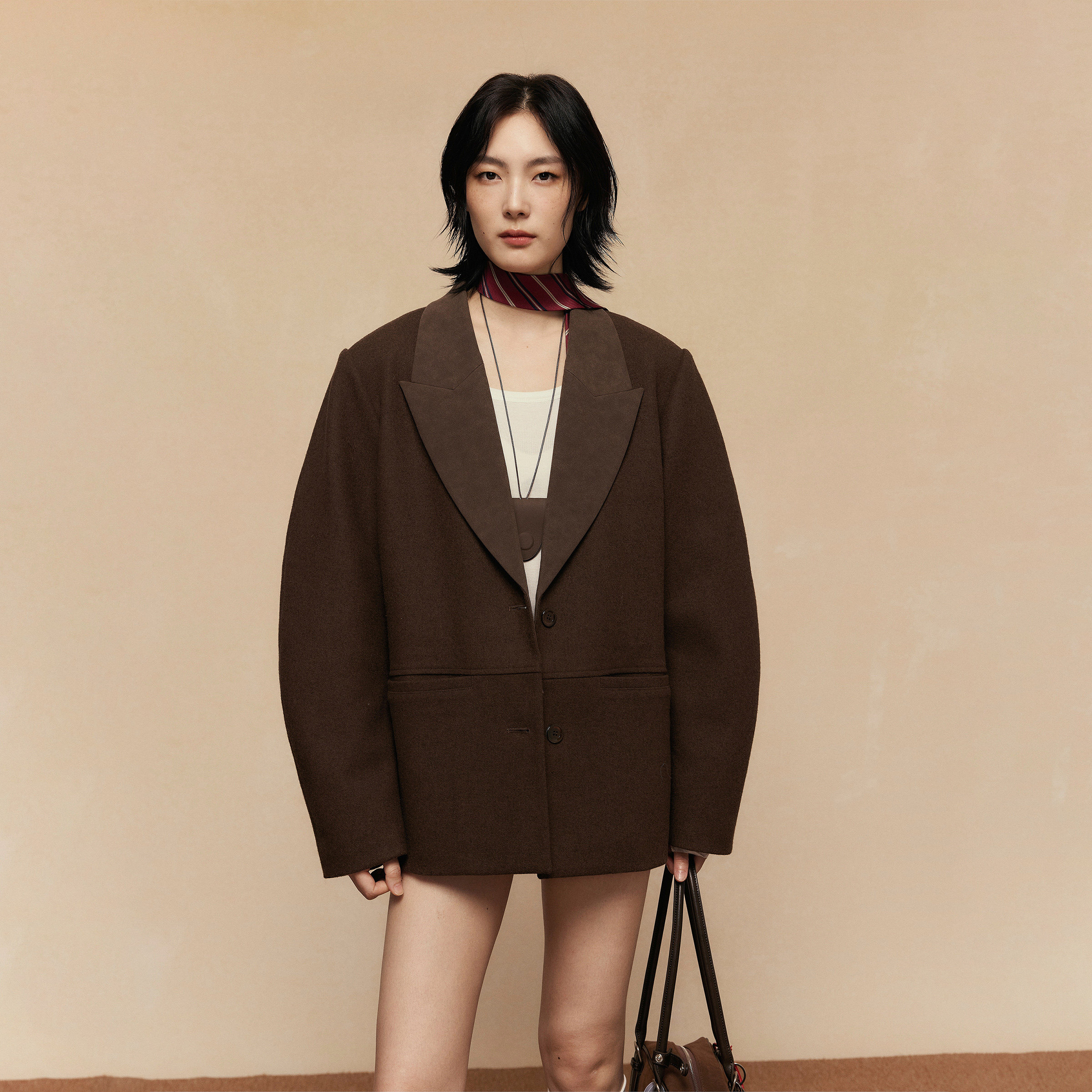 ACOSEY 24AW 羊毛复古松弛单排扣裁剪宽肩弯刀袖拼接领西装外套