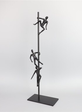 金属黑色攀登人物简约创意摆y件样板房展厅家居玄关电视柜桌面饰