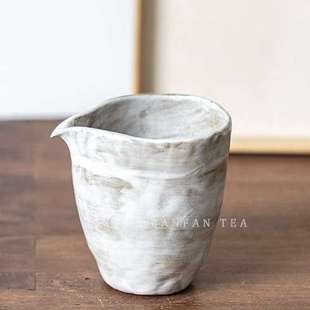 德玉堂纯手工粉引岩矿白色分茶器家用茶海复古匀杯公杯公道杯