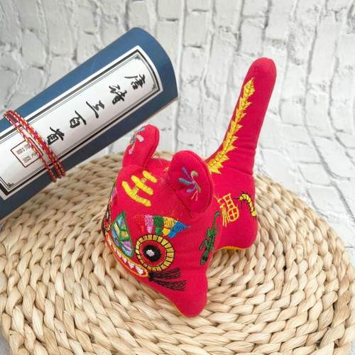 中粗布刺绣手工布老虎挂件布艺玩偶宝宝抓周百天满月礼品