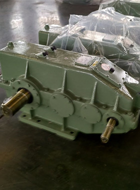 单级QJ710-50-VII减速机械 中硬齿面齿轮减速机