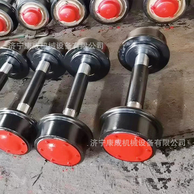 轨道运输主动轮对矿用平板车350mm矿车轮对防尘防水蒙头轮对