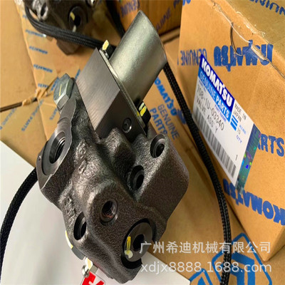 PC800-8 PC700-8 PC650-7 PC750-8 PC850-8 液压泵提升器 调节器