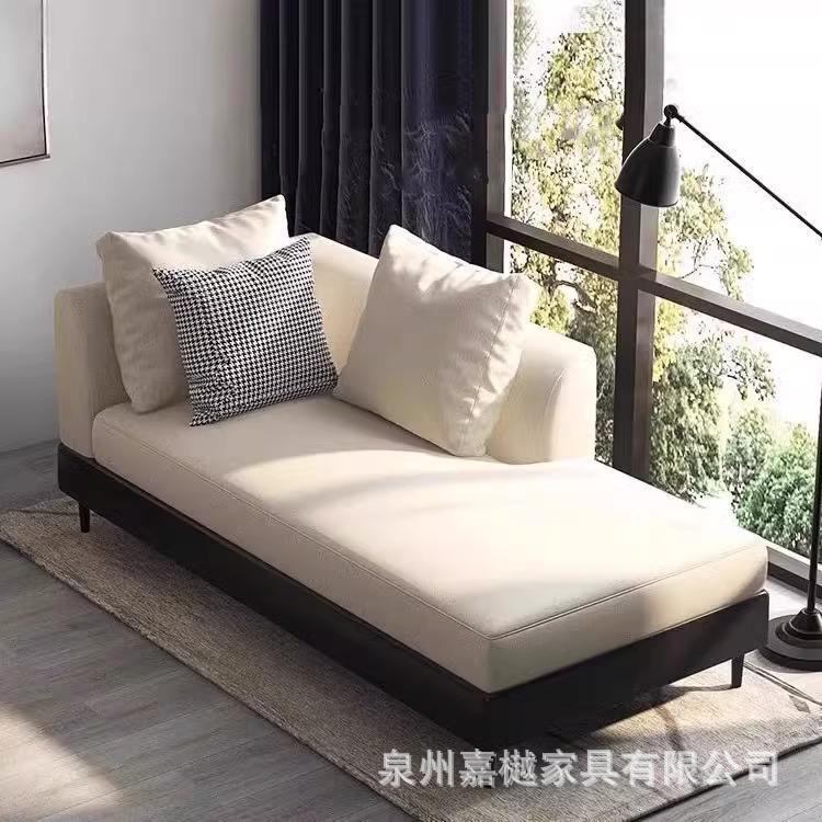 北欧简约小户型双人贵妃床