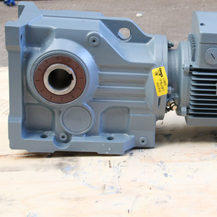 齿轮减速器选型 GKA57-6.57-1.1KW减速机 一台也是