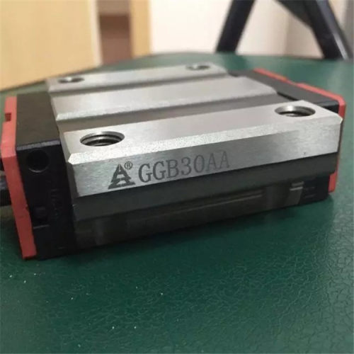 GGB20AAL精密导轨滑块南京工艺正品AZI法兰直线导轨滑块GGB30AAL