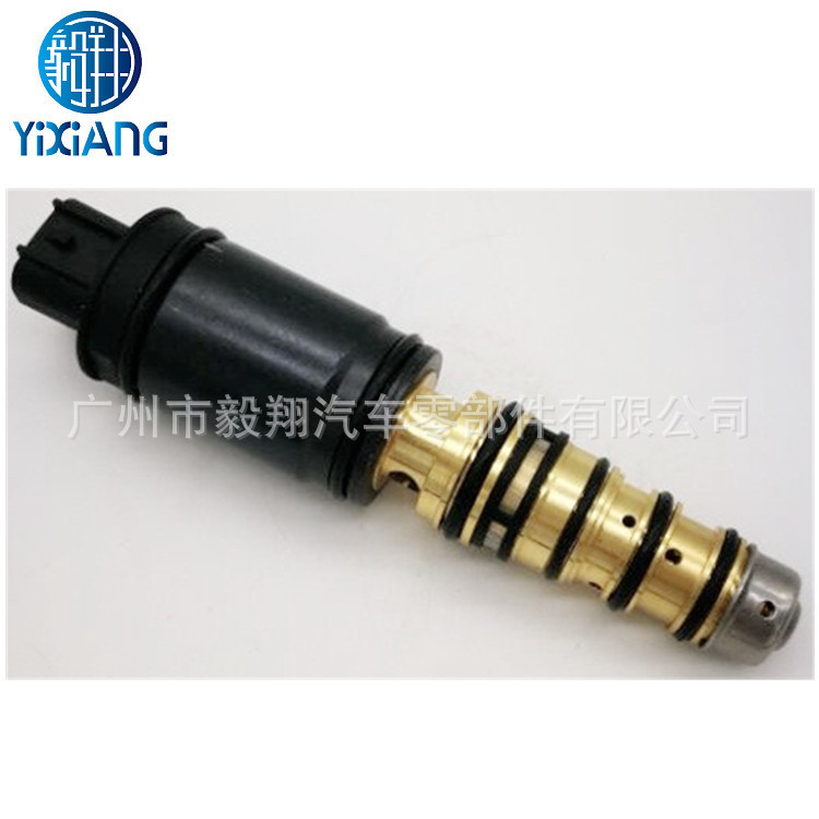 适用AC Compressor Control Solenoid Valve FOR LEXUS ES350 - 实物图