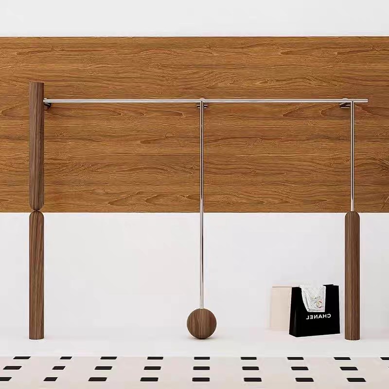 服装店上墙展示架不锈钢搭配木纹色陈列架女装店货架挂衣架落地式