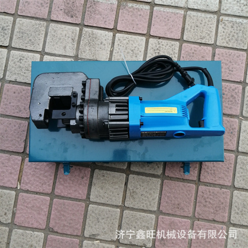 锂电电动角铁角钢冲孔器手提式小型槽钢不锈钢光伏开孔