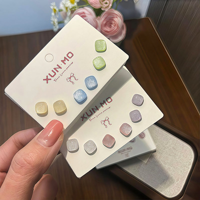 炫彩星空小方糖耳钉多巴胺甜耳饰