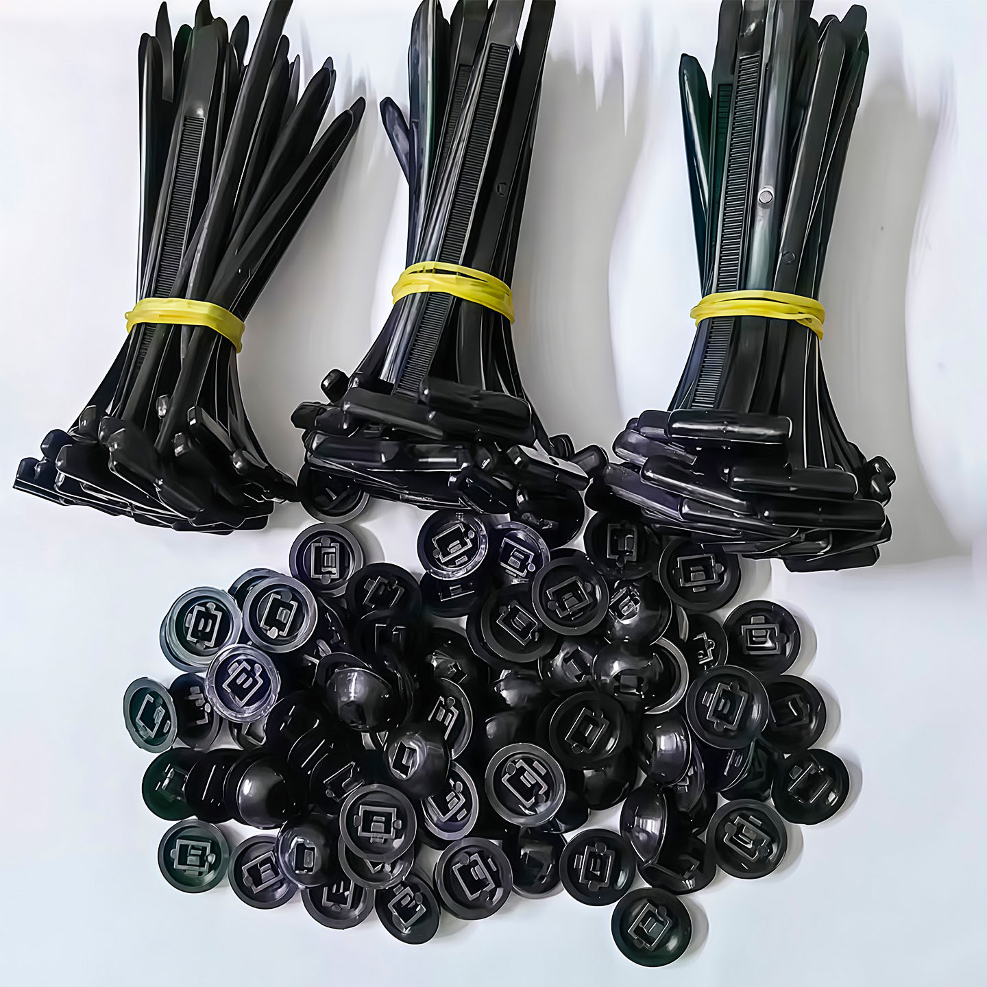 扎带卡扣固定器穿心钉扎带式卡扣挡泥板叶子板内衬后备箱卡扣通用