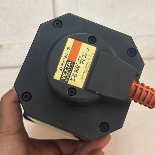 议价日本东方180W电机型号KXPM6180-CB。