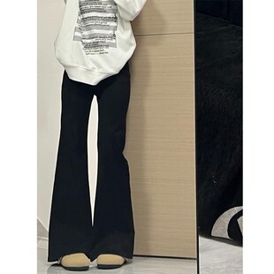 黑色不贴腿微喇牛仔裤女春季新款胖mm梨形身材小个子显瘦喇叭裤子