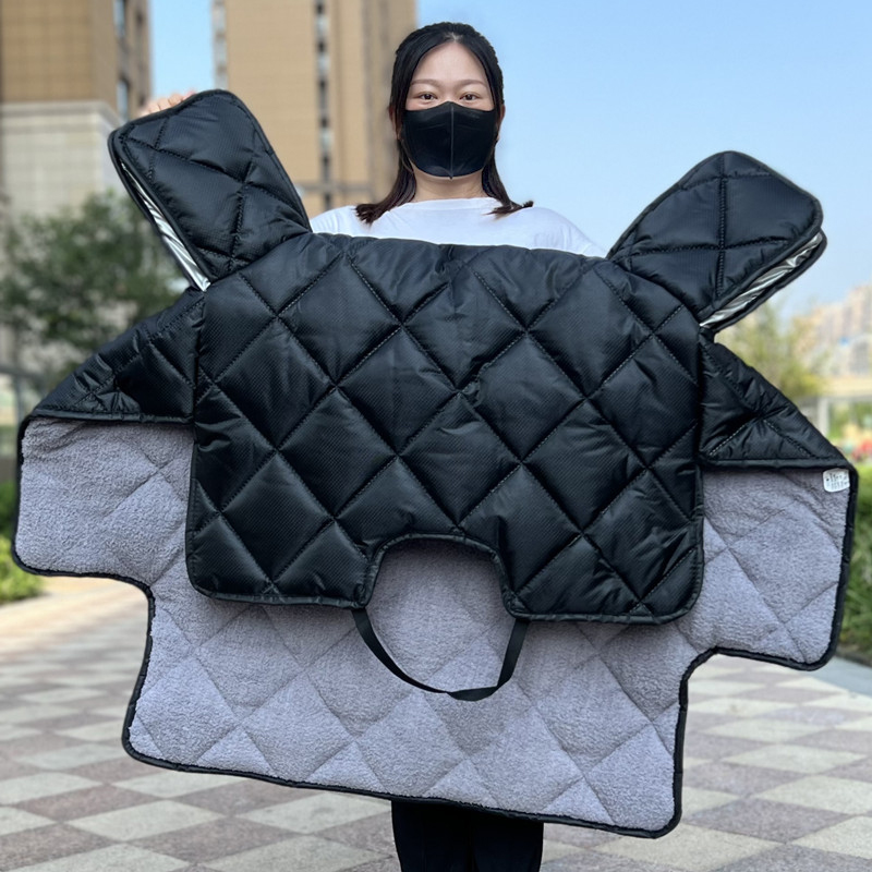 冬季电动车挡风被加厚防水加绒可爱卡通连体摩托车踏板休闲三轮车