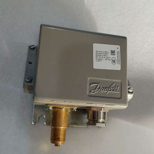 议价丹佛斯压力开关KPS37 060-3101全新原厂件现货欢迎