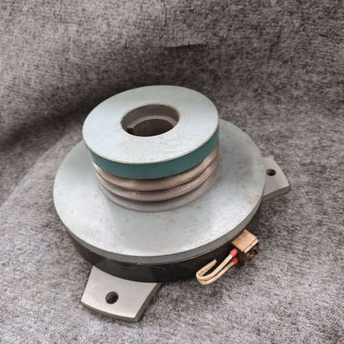 3套大连机床CKA6150双速主电机 刹车制动器，皮带轮总成议价