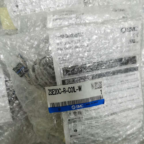 议价 SMC ZSE20C-R-C01L-W 数显压