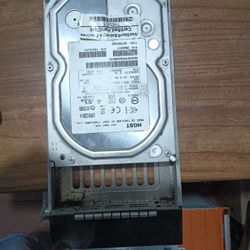 议价HGST日立2TB SAS服务器硬盘，型号HUS724020