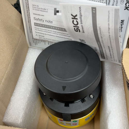 议价SICK雷达S32B-3011EA，全新原装…盒码一致。
