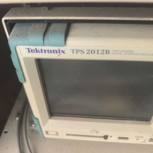 议价泰克TDS2012B示波器，成色如图