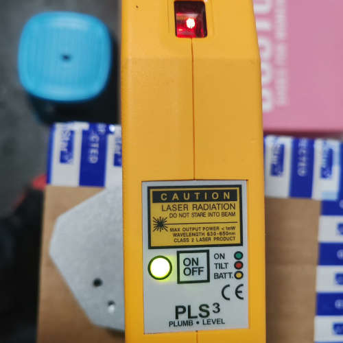 美国PLS3激光仪，通电正常，成色如图实物拍摄议价