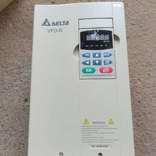 台达11KW变频器VFD110B43A二手变频器议价