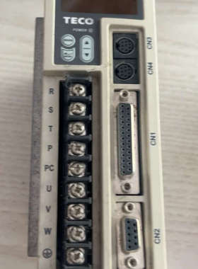 #控制器 东元伺服驱动器，型号JSDEP-15A，实物图片可议价