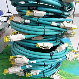 长2米 基恩士OP 成色如图 货场来源 售议价 87736连接线