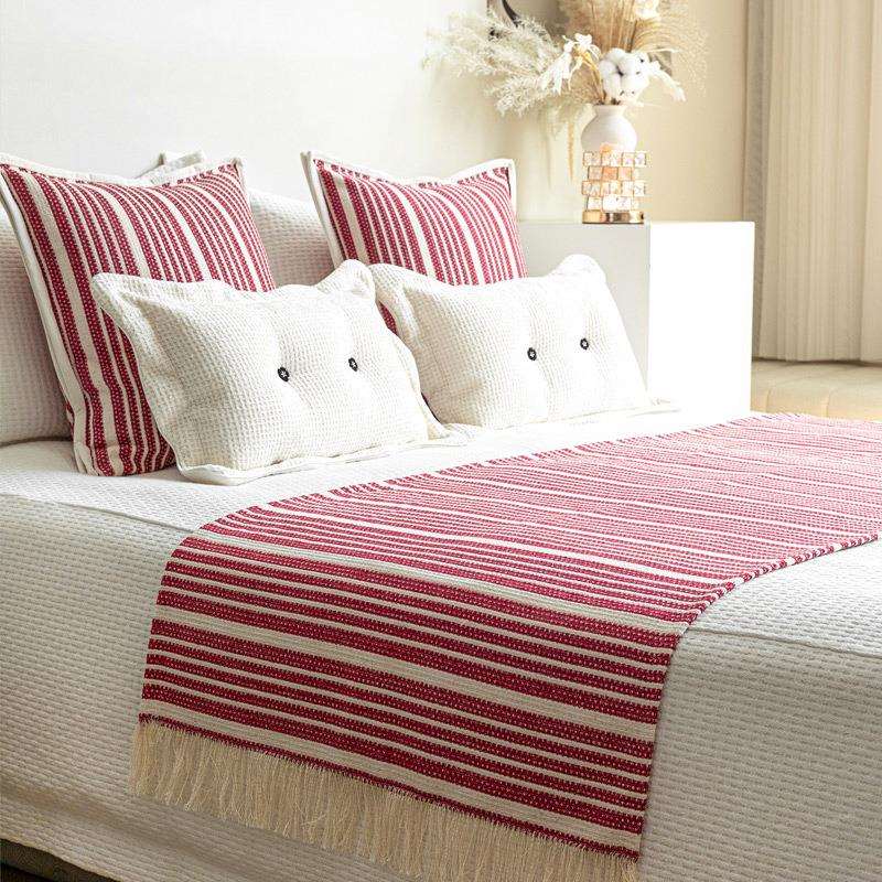 北欧风红色棉麻条纹抱枕民宿床尾巾酒店样板间软装床尾毯靠枕搭毯