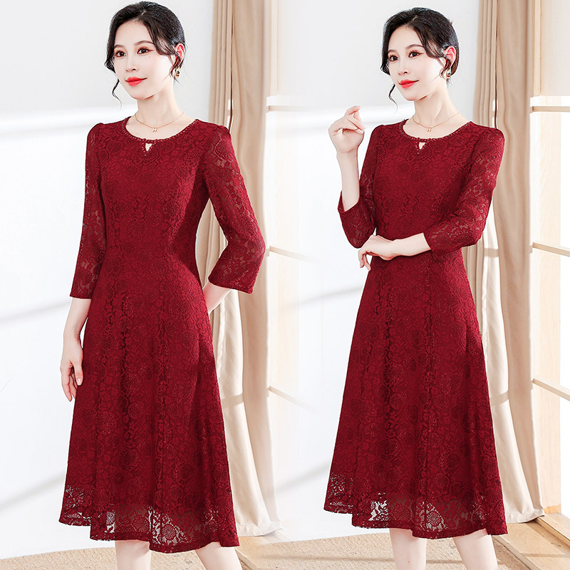 速发蕾丝连衣裙2025新款长秋高级感端庄大气喜婆婆婚宴装中春款裙