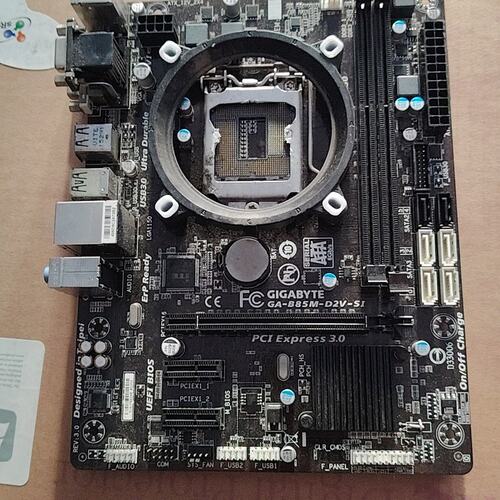 {议价}原装拆机技嘉GA-B85M-D2V主板，LGA1150接口，