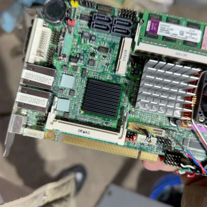 {议价}肯懋 HS-771 工控主板 带CPU 内存 散热器 测试好