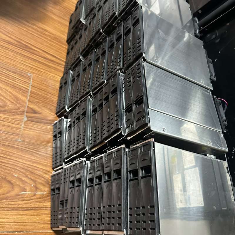 {议价}研华ACP-2320 3.5寸2.5寸硬盘笼子 原装拆机