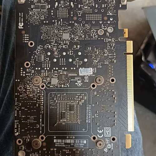 {议价}原装拆机 P2000 5G 专业图形卡 功能正常！实物图片