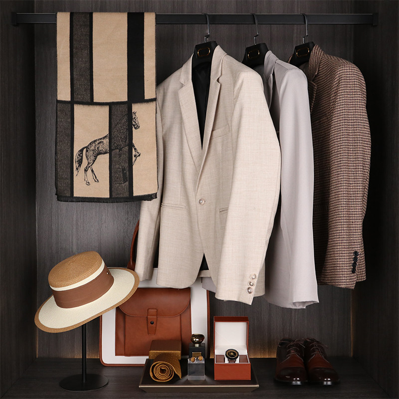 初舍印象 样板房m衣帽间主卧衣柜男士西服咖啡色软装饰品搭配套装,家居饰品,家饰软装搭配套装,淘宝优惠券,粉丝福利购,淘宝优惠卷
