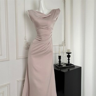 从一时刻【比弗利娇妻】荡领斜肩连衣裙法式气质女三色收腰鱼尾裙