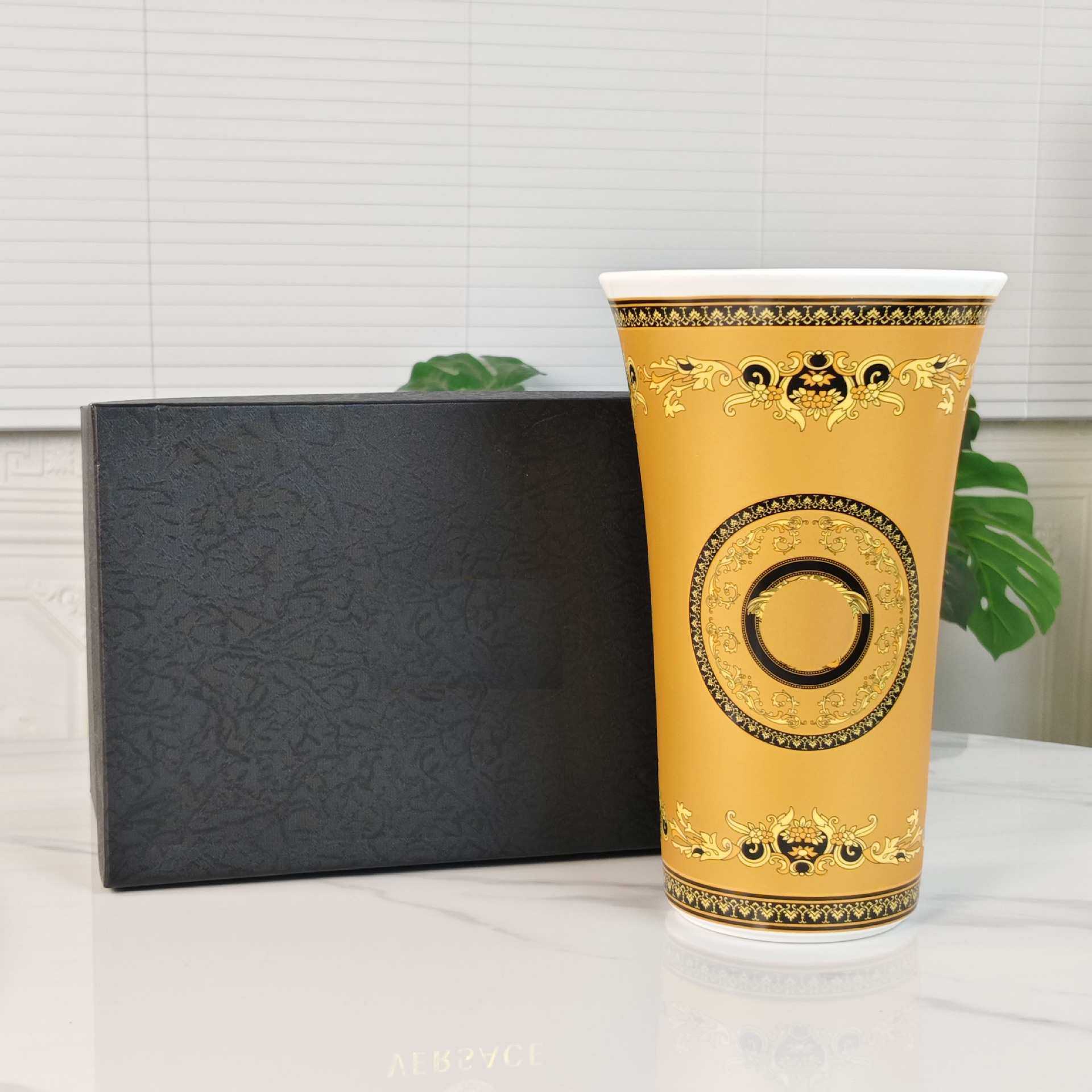 跨境直销奢华欧式时尚范家骨瓷花瓶样板间玄关客厅花瓶摆件装饰,基础建材,脚轮/万向轮,淘宝优惠券,粉丝福利购,淘宝优惠卷