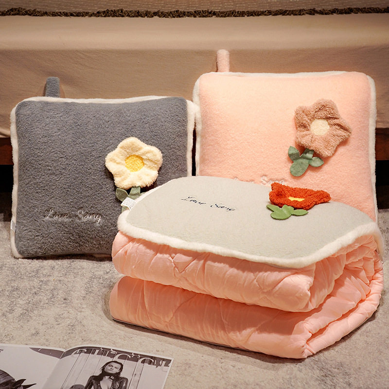 抱枕被子两用加厚毛毯办公室折叠午睡枕J头二合一沙发汽车靠枕车,居家布艺,抱枕被,淘宝优惠券,粉丝福利购,淘宝优惠卷