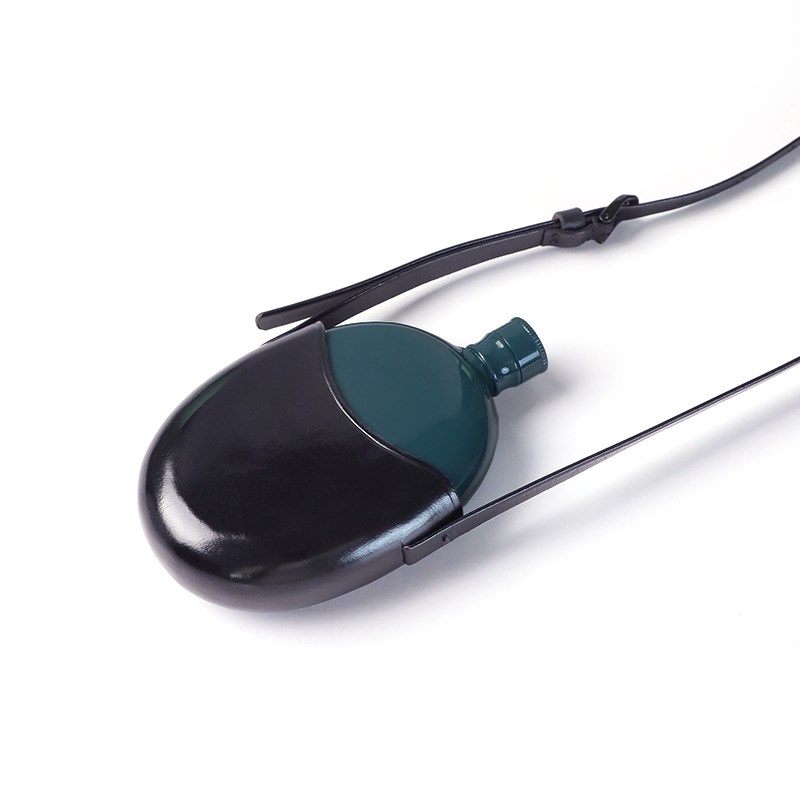 随身酒壶包迷你水壶n项链包优雅的酒鬼牛皮包户外露营酒壶穿搭神