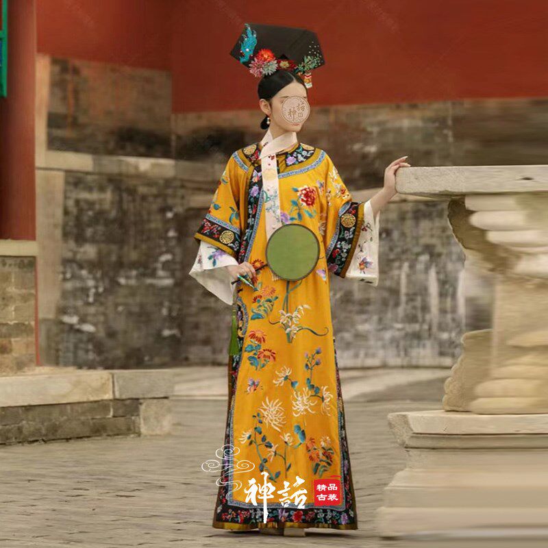 现货速发爆款格格装清朝格格皇后旗服古装满绣氅衣故宫演出服装