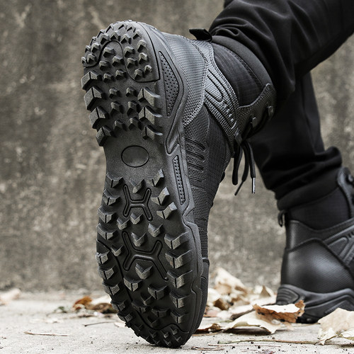 秋冬作战训靴男超轻高筒军迷沙漠鞋透H气减震战术户外军战加绒棉