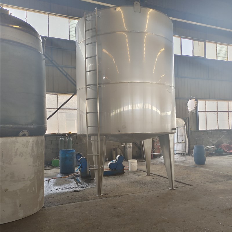 不锈钢液体储f罐立式食品化工密封储水储酒储油罐1吨5吨100吨