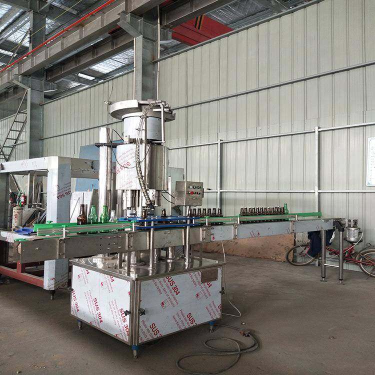 张家港啤酒瓶封口机厂家直销易拉盖啤酒瓶封口机高速封口机,清洗/食品/商业设备,其他食品加工设备,淘宝优惠券,粉丝福利购,淘宝优惠卷