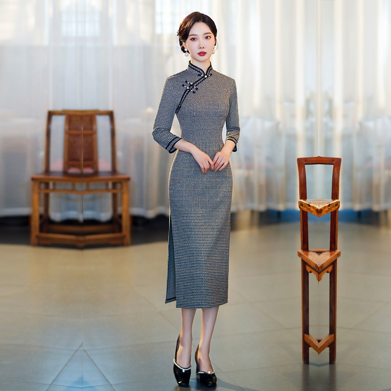 格子旗袍秋冬长袖保暖女装气质棉绒连衣裙中老年妈妈日常礼服大码