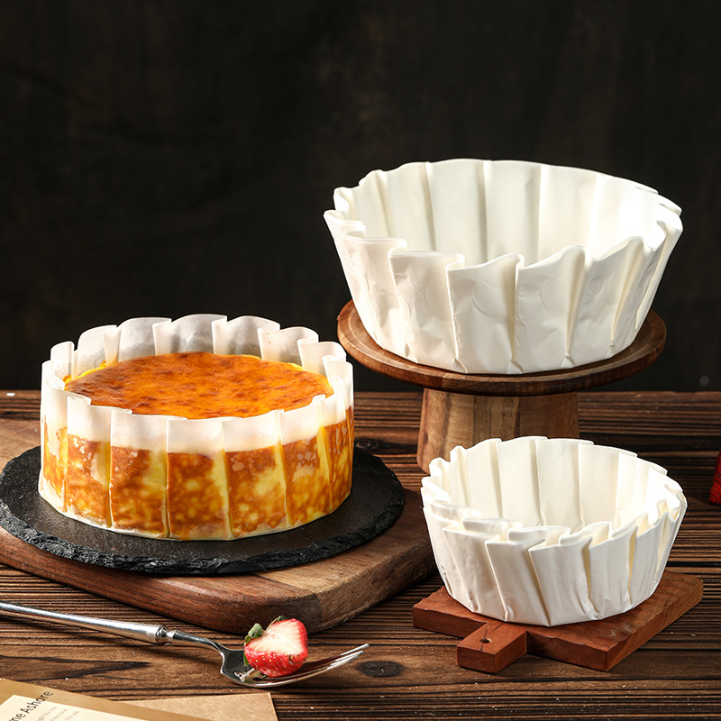 巴斯克油纸4寸6寸免折叠纸托模具烘焙甜品防油包装盒蛋糕切块垫纸