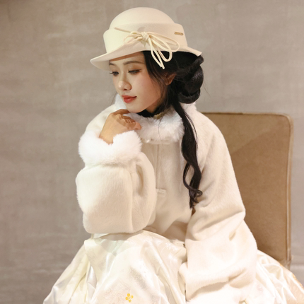 月渺境[明珠]毛呢外套马面裙搭配的上衣2025新款女装汉服国风日常
