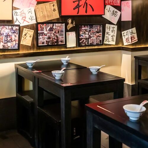酒吧清吧桌椅再三杯桌椅中式小酒C馆老榆木黑色餐桌椅夜场烧烤店