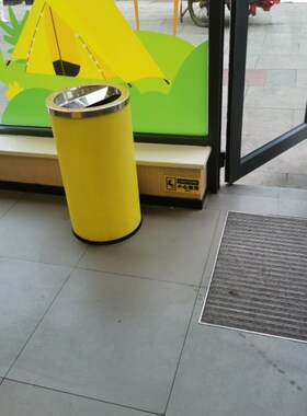 港式垃圾桶不锈钢垃圾筒酒店烟v灰翻盖果皮箱黄色吸烟25L 50L大号