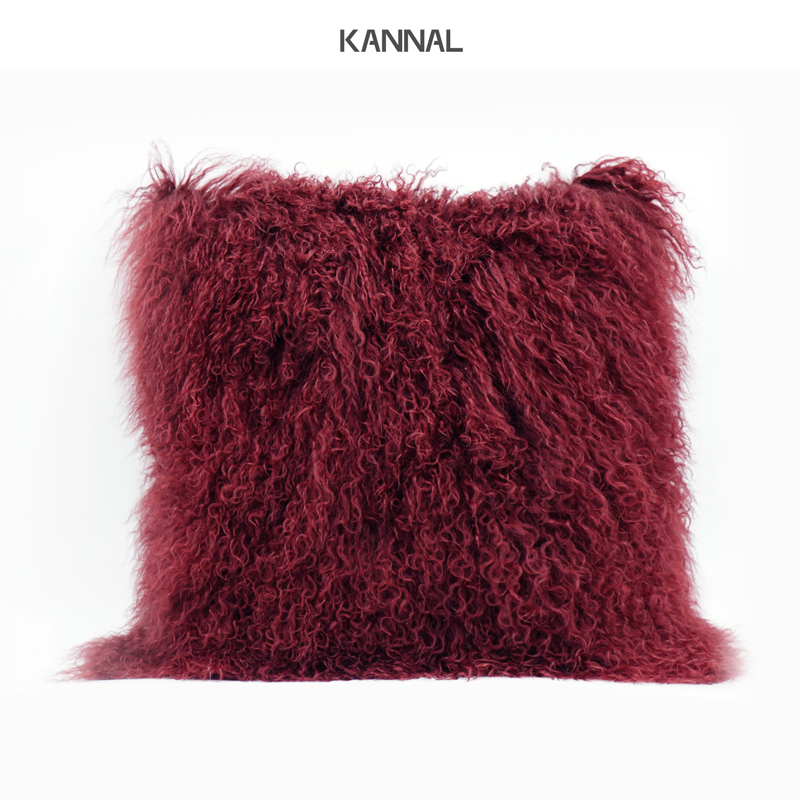 巴黎周末高级法式粉色滩羊毛抱枕沙发毛绒靠T垫样板间售楼处