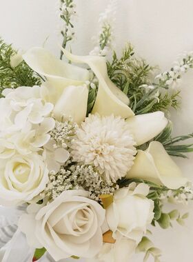 韩版白色马蹄莲郁金香玫瑰仿真手捧花H束 新娘结婚领证婚纱照拍摄